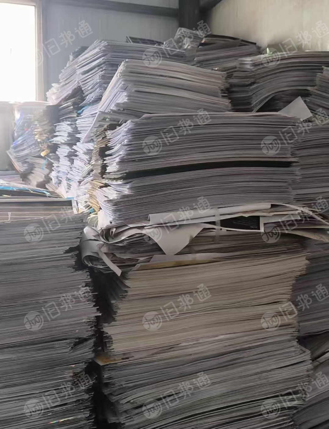 厂家出售pvc会员卡边角料，pvc卡框边角料，现货10多吨