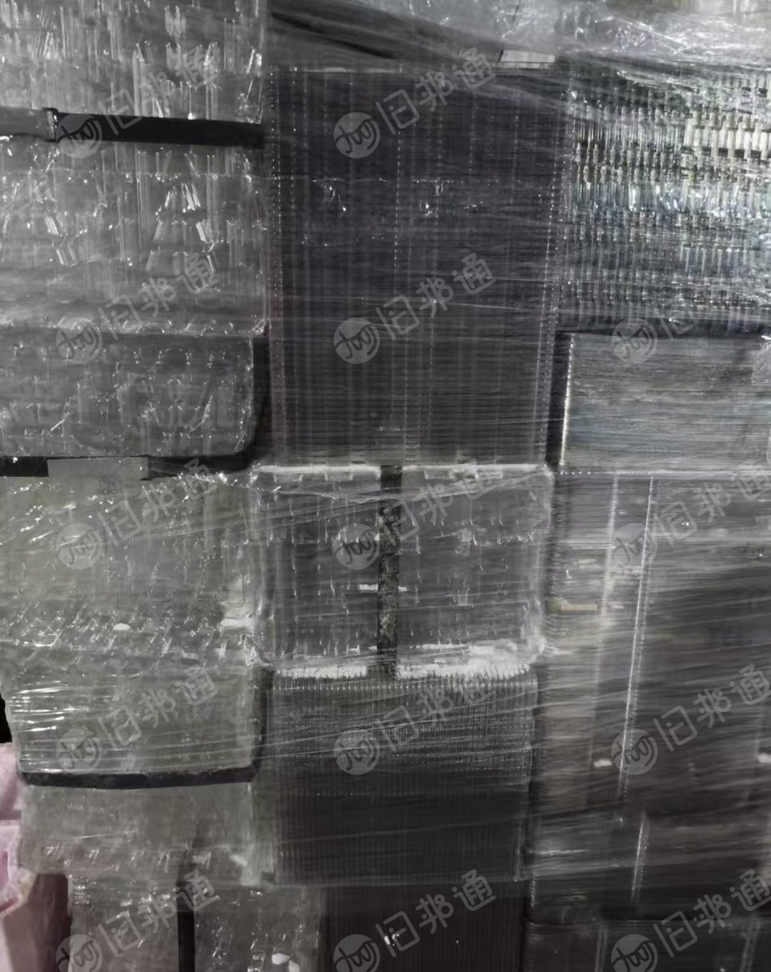 长期出售电子厂下来的pet吸塑盒废料,无标签,月供20多吨