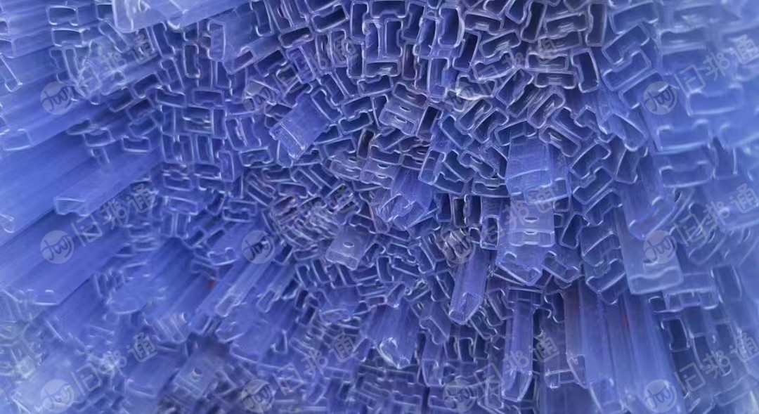 长期出售pvc电子管废料，现货30吨