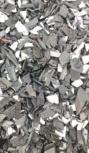 出售PP保险杠破碎料，汽车内饰破碎料，长期有货