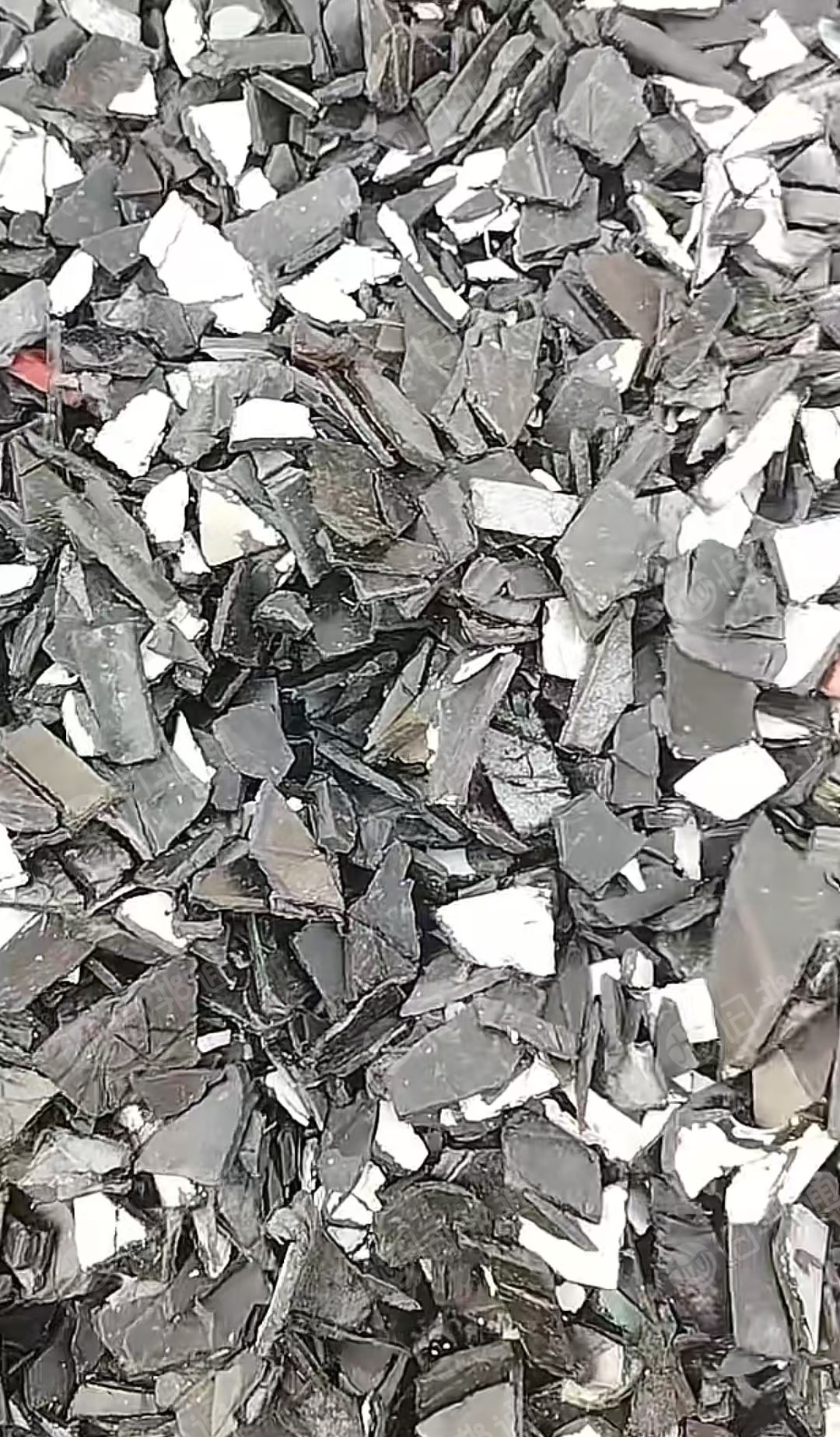 出售PP保险杠破碎料，汽车内饰破碎料，长期有货