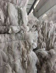 出售水洗高压膜废料，80%缠绕膜，现货八九吨