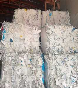 长期出售黄芯白卡纸边角料