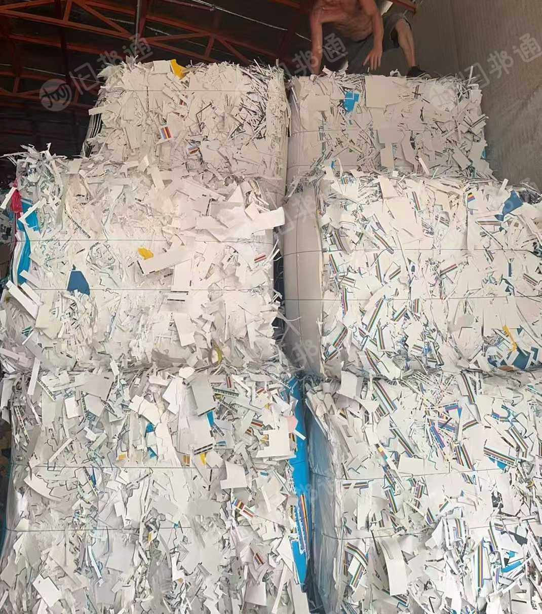 长期出售黄芯白卡纸边角料