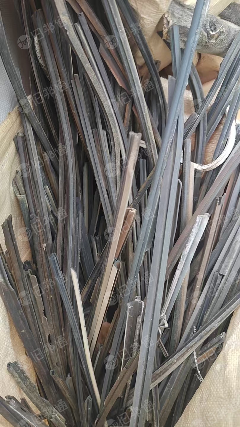 出售塑钢胶条废料，现货10来吨