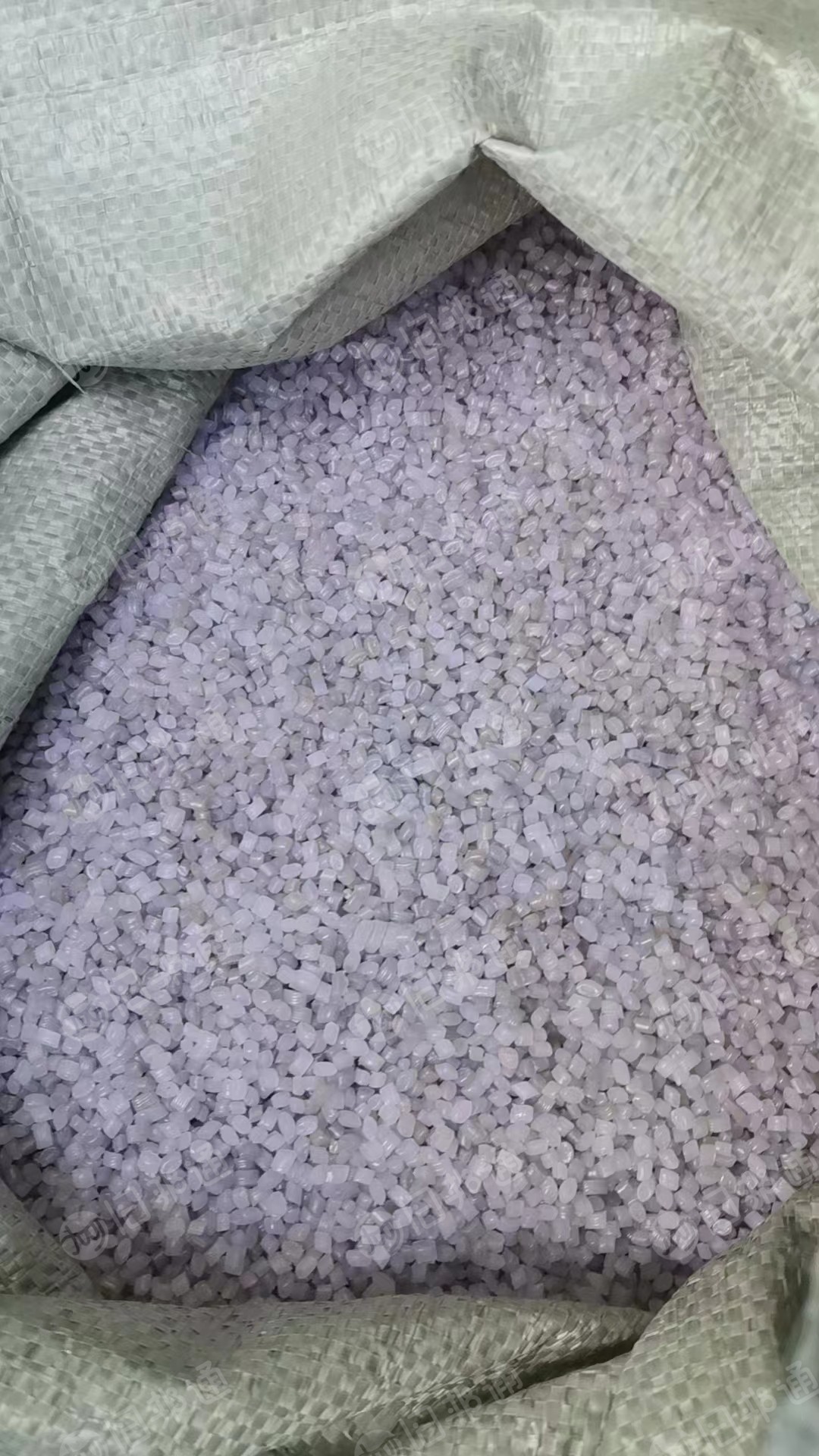 出售珍珠棉颗粒，大白料，过4张120目，长期有货