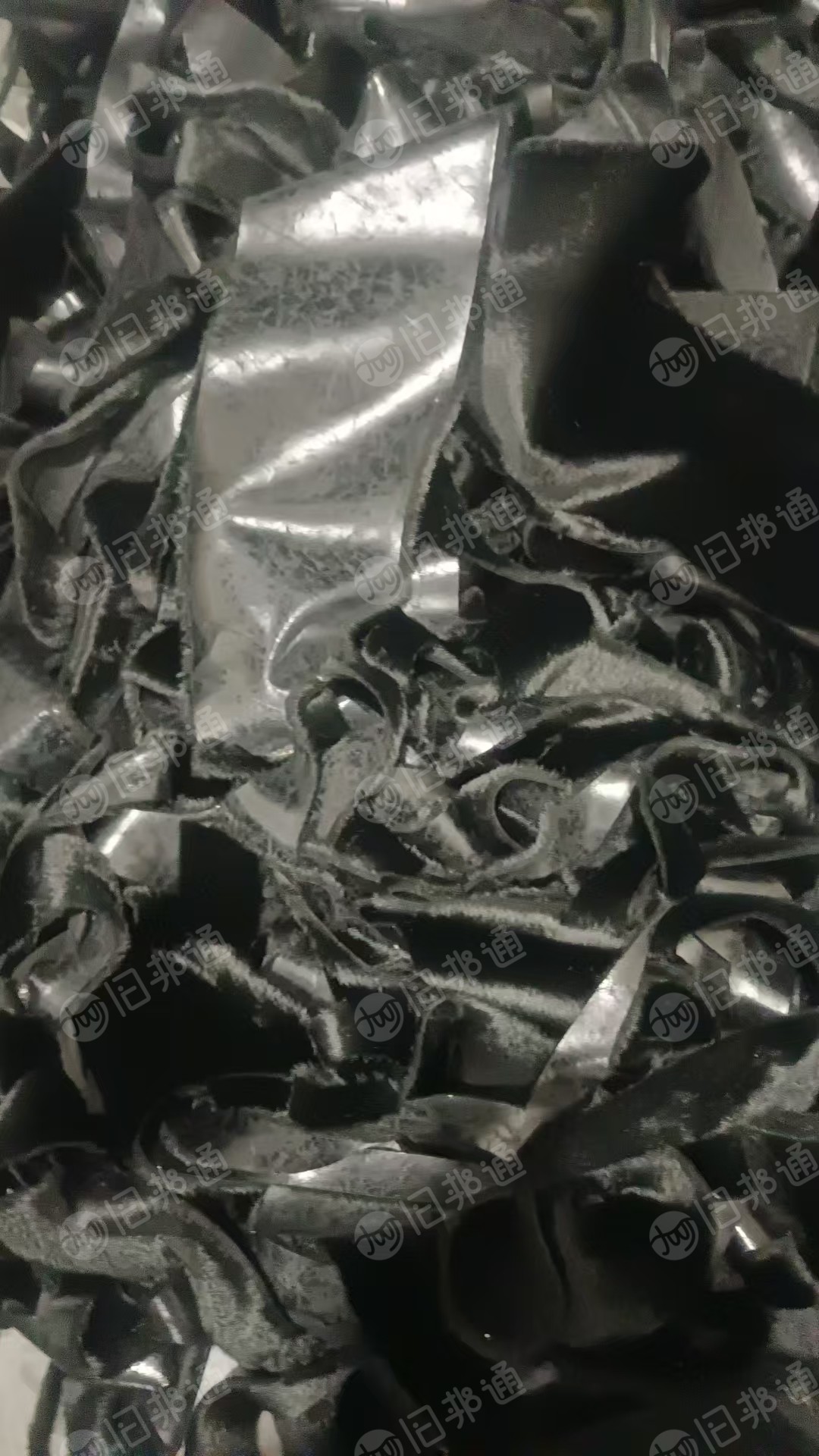 长期出售PET假毛，毛领厂下来的，什么颜色都有，每个月有50吨，货在河北衡水