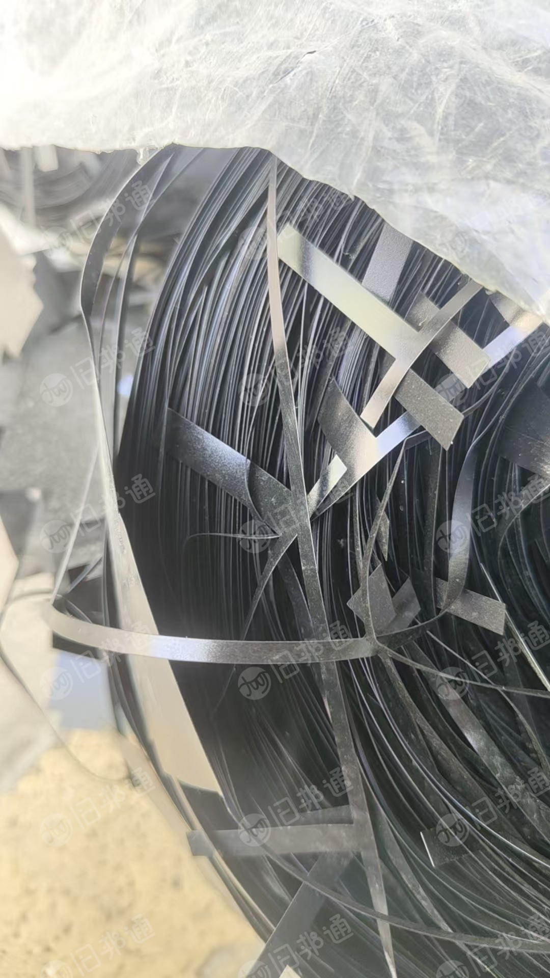 出售阻燃PC边角料，现货七八吨，长期有货