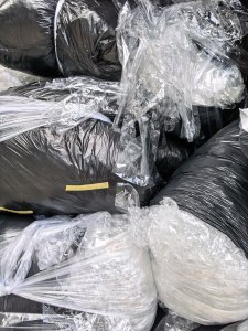 出售PET电子膜，压好包的，6.8米一车