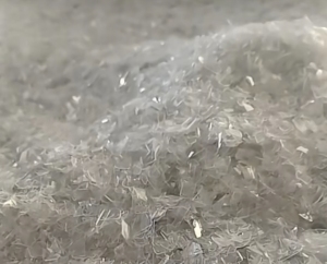 长期出售PET吸塑片破碎料，A级，B级都有