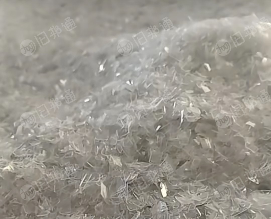 长期出售PET吸塑片破碎料，A级，B级都有