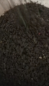 长期出售树脂瓦破碎料