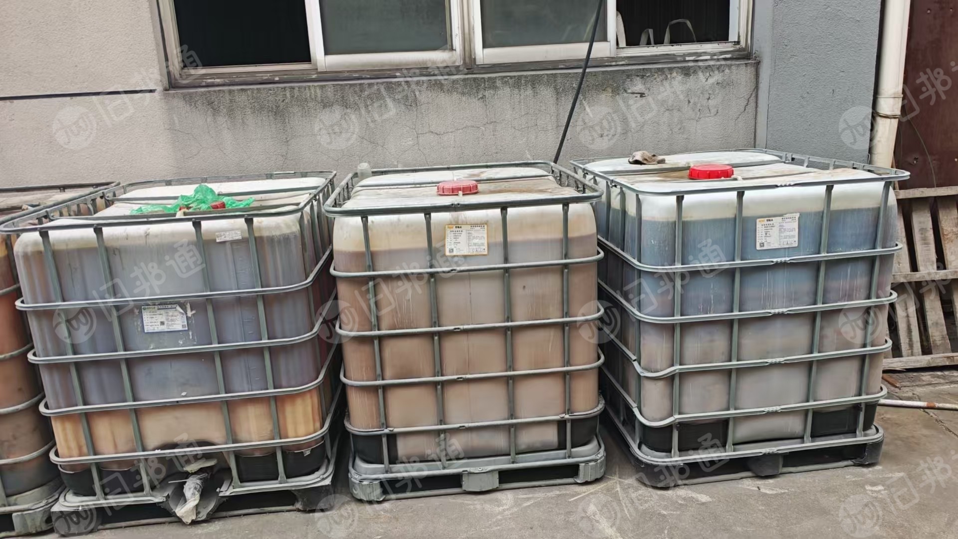 出售塑料油，热值15000左右，现货七八十吨