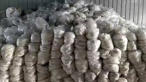 长期出售乳白pet电机膜废料，月供10多吨