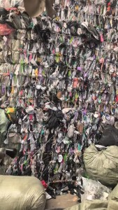 长期出售pe快递袋废料，现货够车