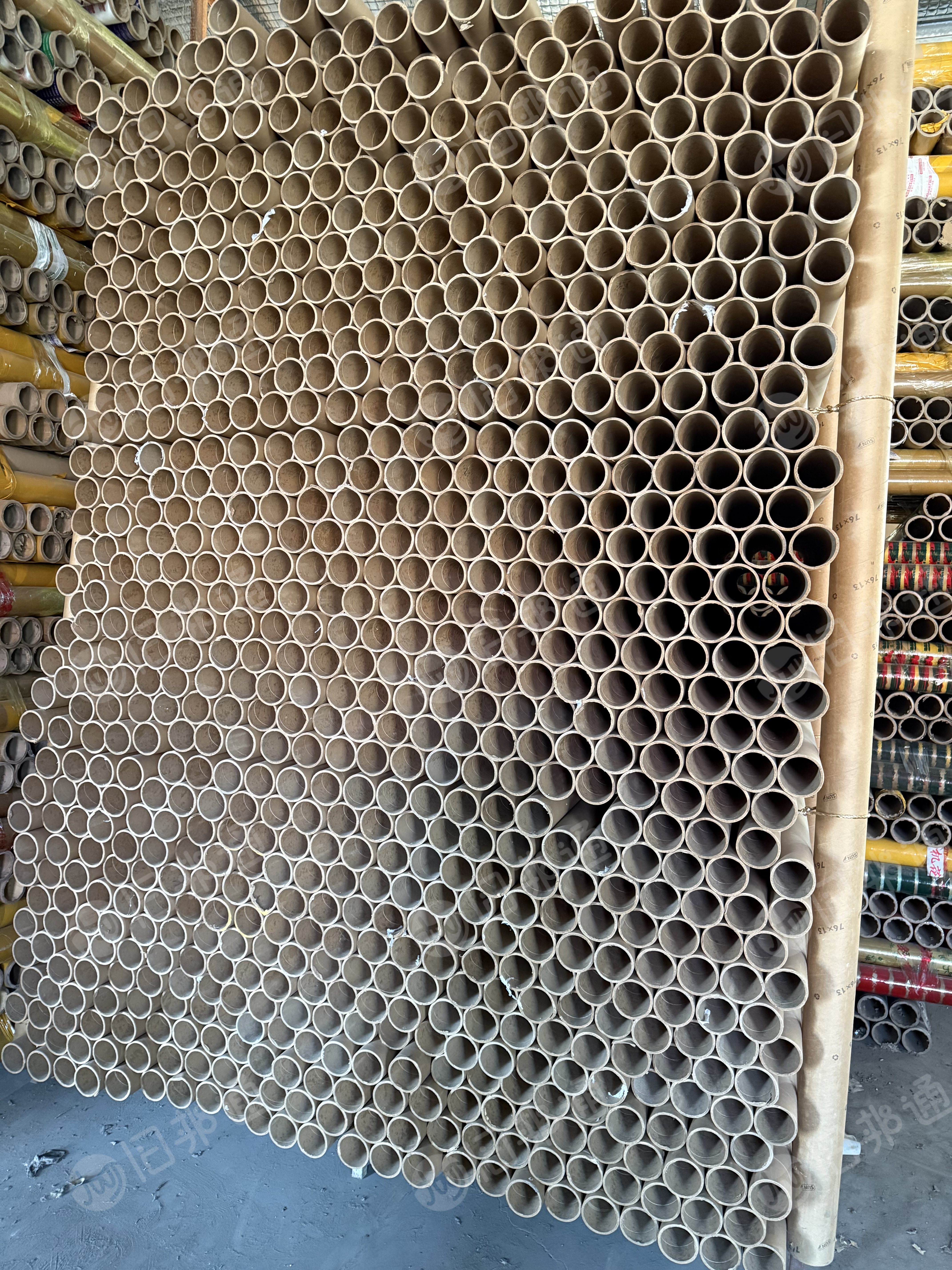 出售二手纸管，内径7.6cm，厚度0.5/0.6cm，长度1.4米