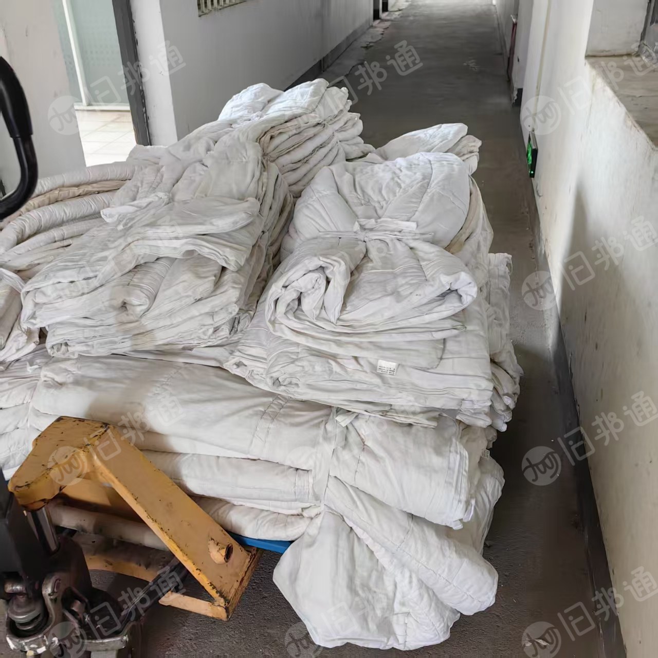 长期出售火车上下来的纯棉棉被，棉被，现货七吨