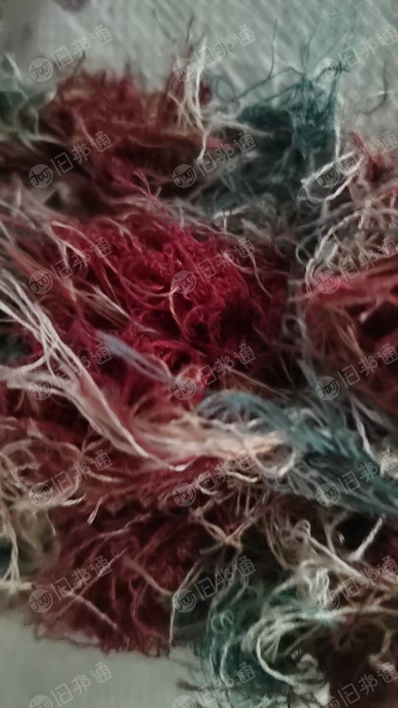 长期出售杂色涤棉布边纱，中间涤纶的，月供三四十吨