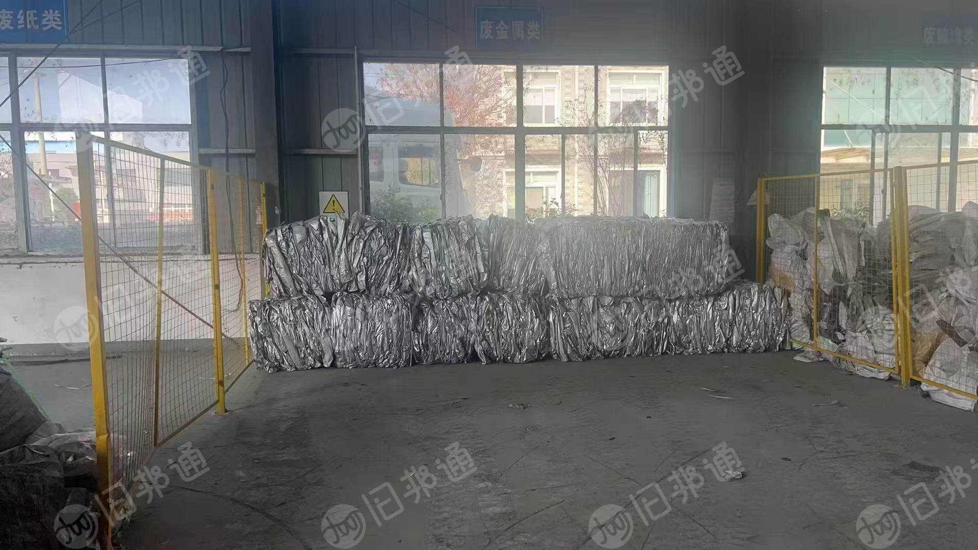 出售电池粉铝塑废料，装磷酸铁锂，三元，负极粉都有，分开的，每月300吨