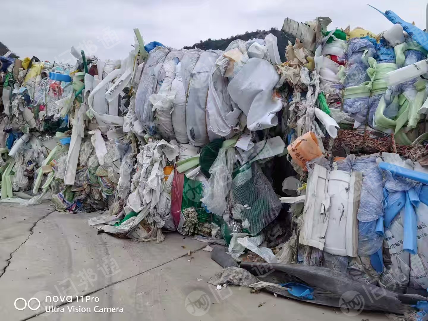 出售建筑装修垃圾轻物质料，燃烧料，现货够车