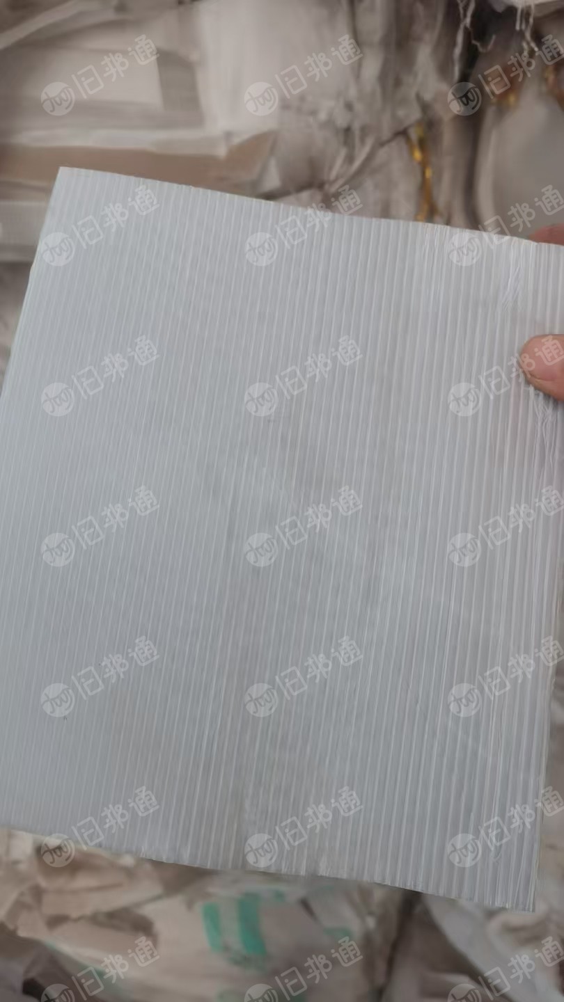 出售PP空心板废料，现货十几吨，透明和乳白的
