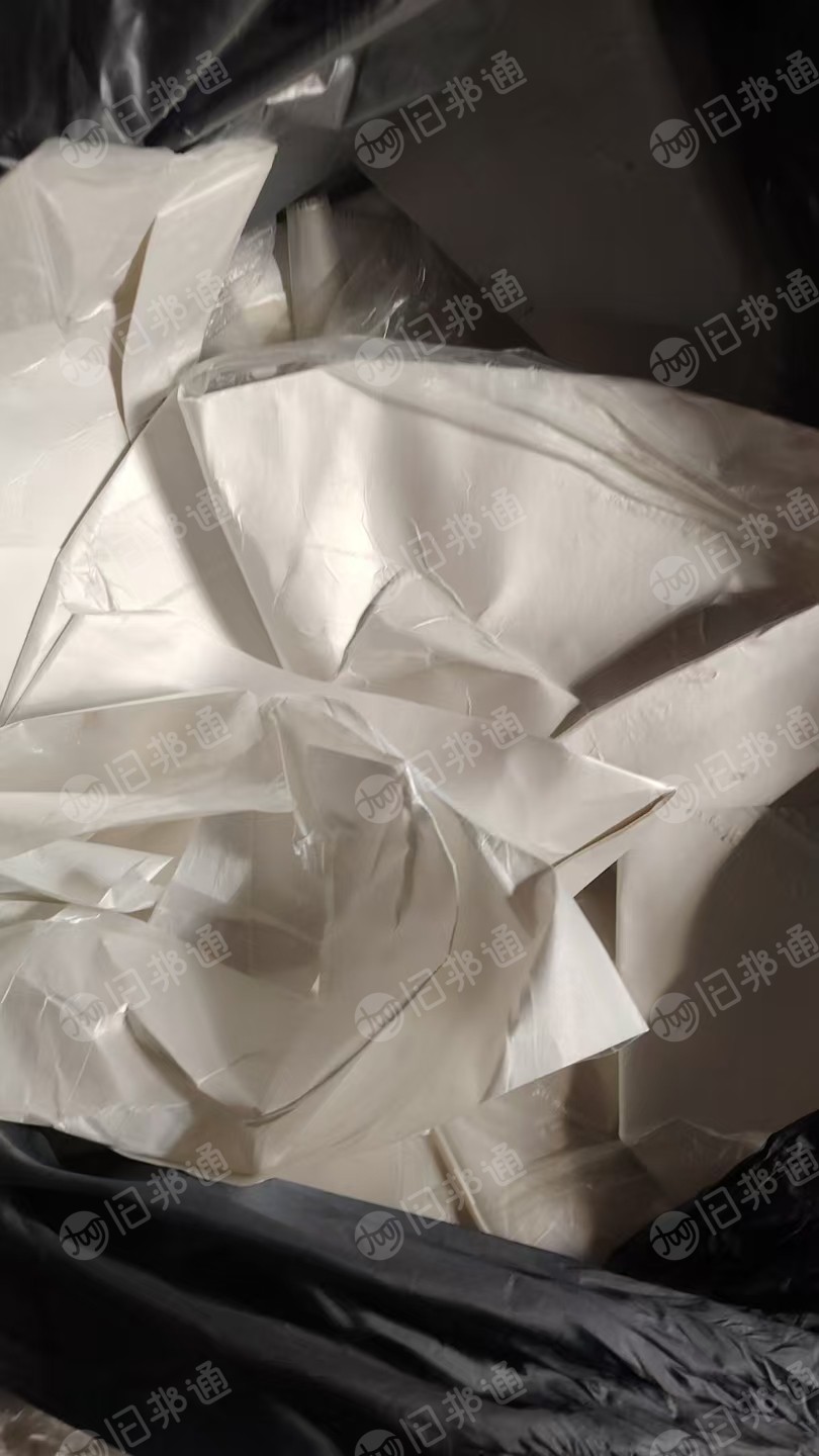 出售纯TPU膜,不带胶,透明和乳白,卷筒和边角料都有,现货20吨