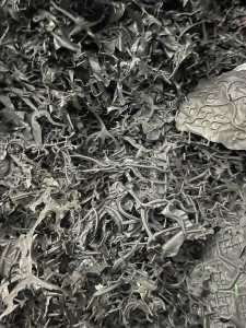 厂家长期大量收购黑色橡胶鸡爪料