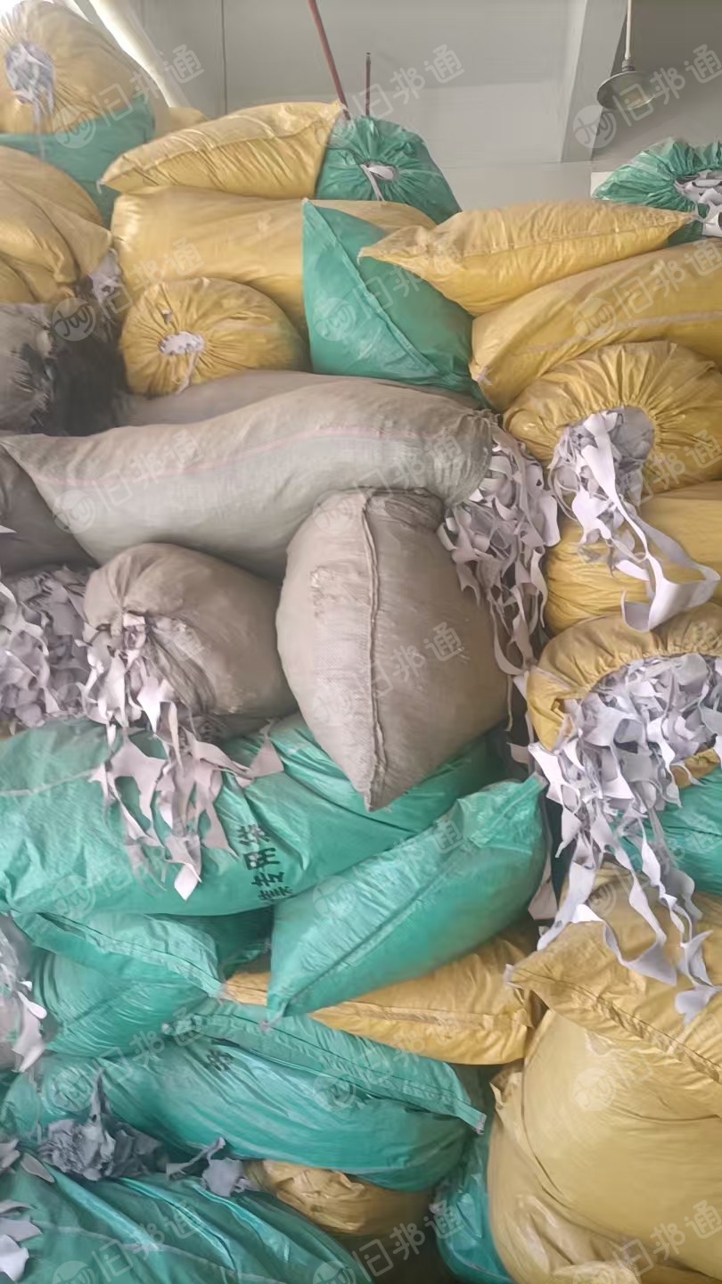 出售PVC沙发革,现货100吨