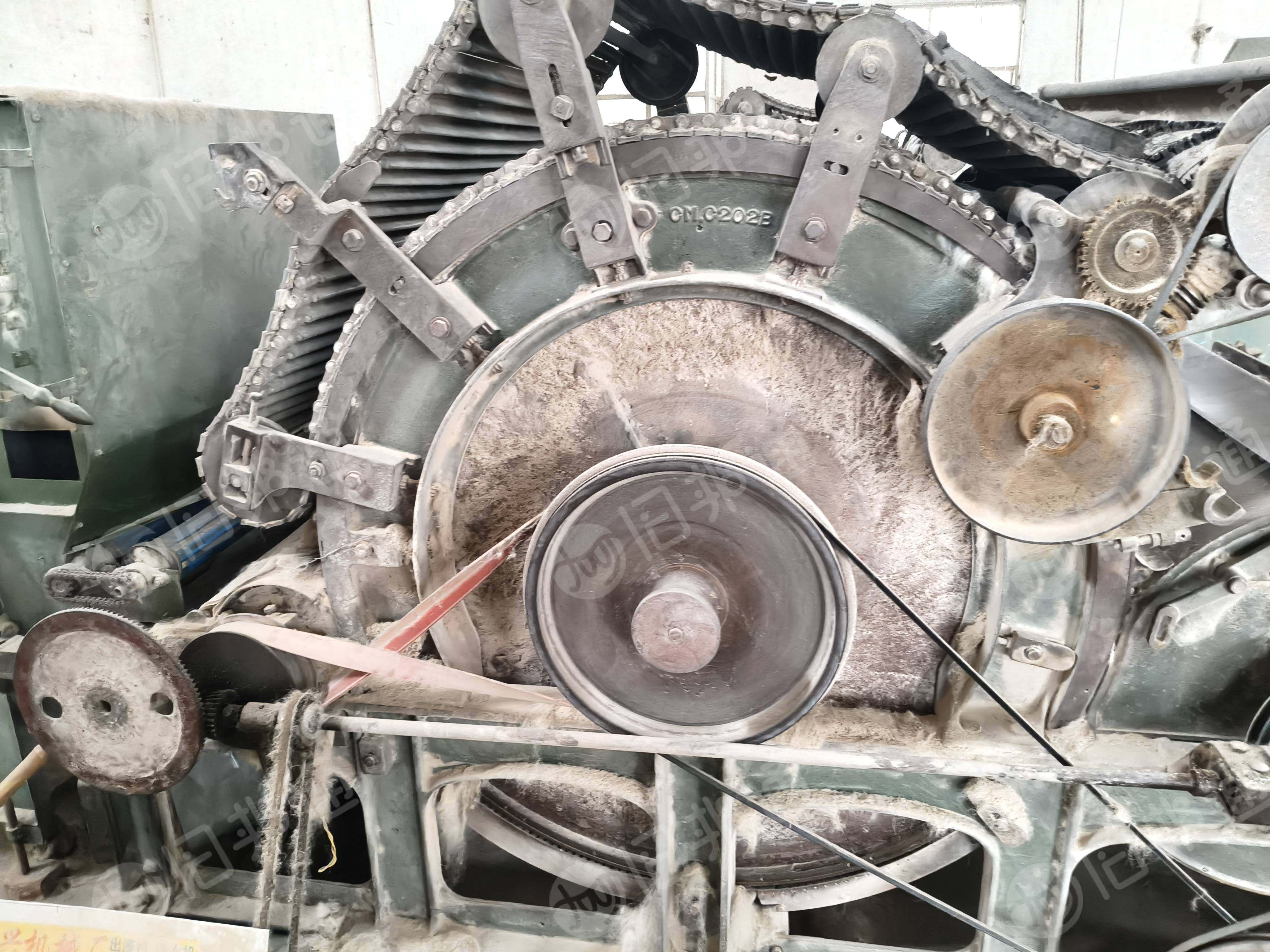 长期回收梳棉机，大量收，价格合适，有多少收多少，厂里倒闭下来的优先