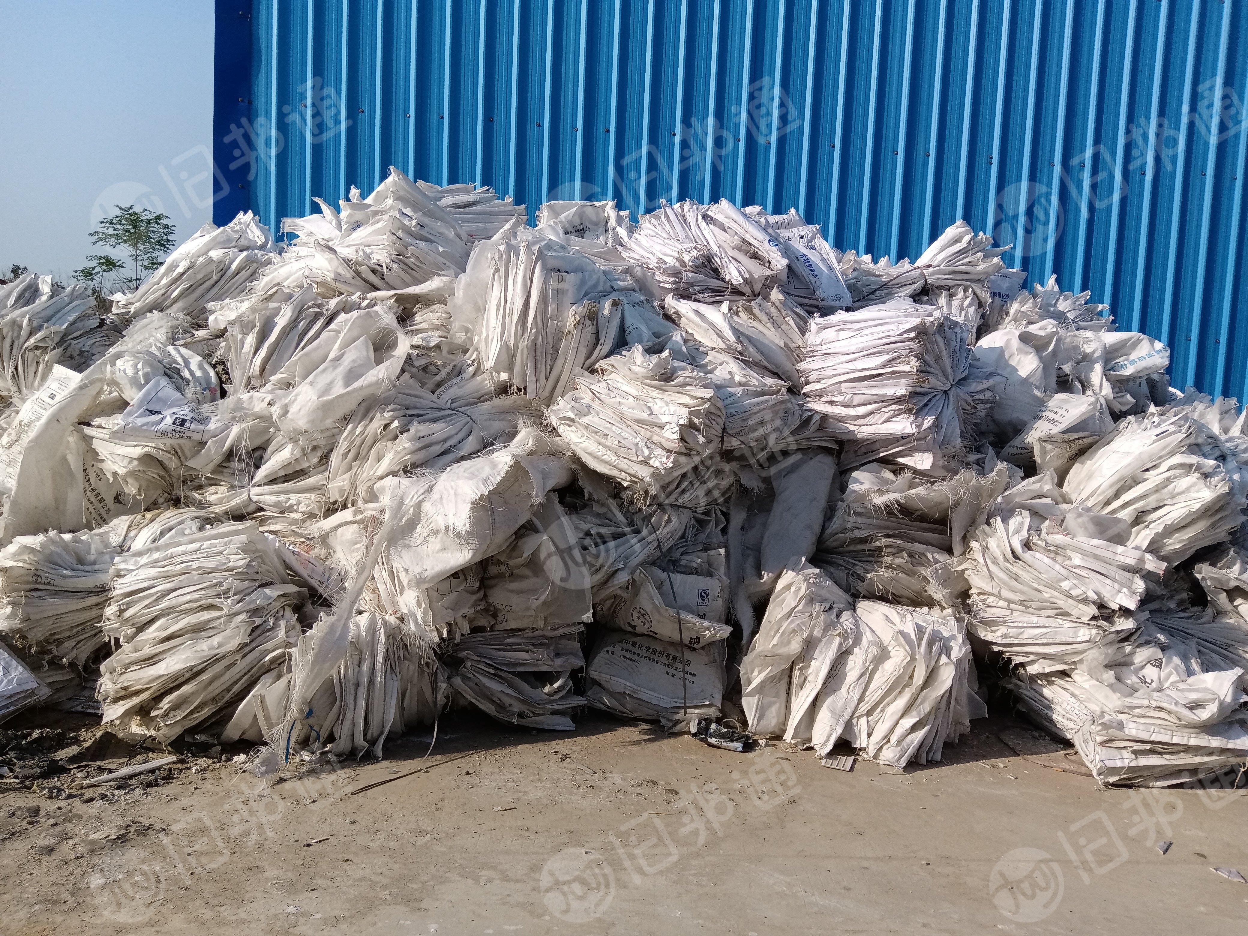 出售废旧吨袋，石粉袋，每个月有几十吨