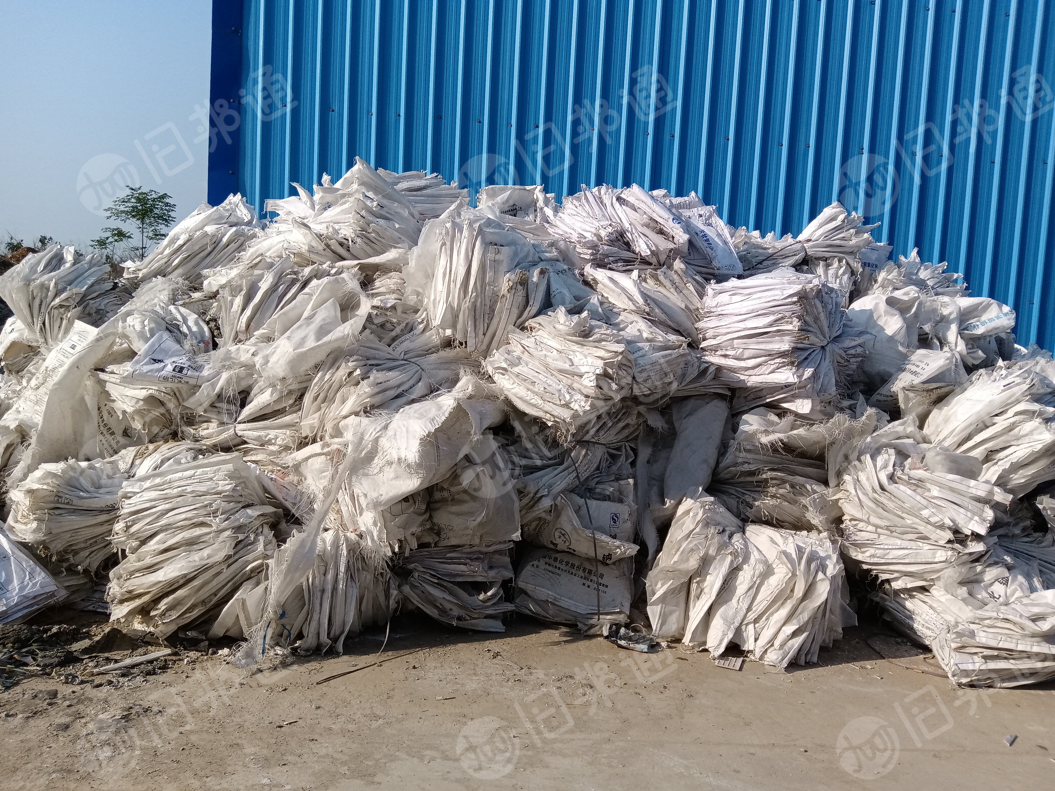 出售废旧吨袋，石粉袋，每个月有几十吨