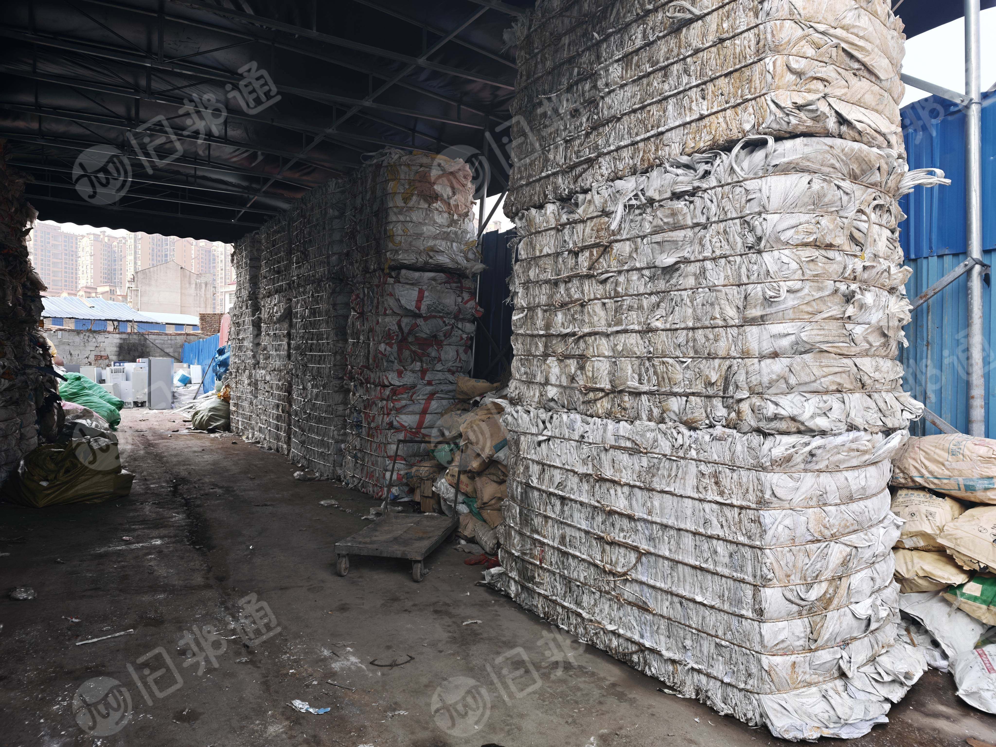 出售水洗料杂色吨袋，白色吨袋