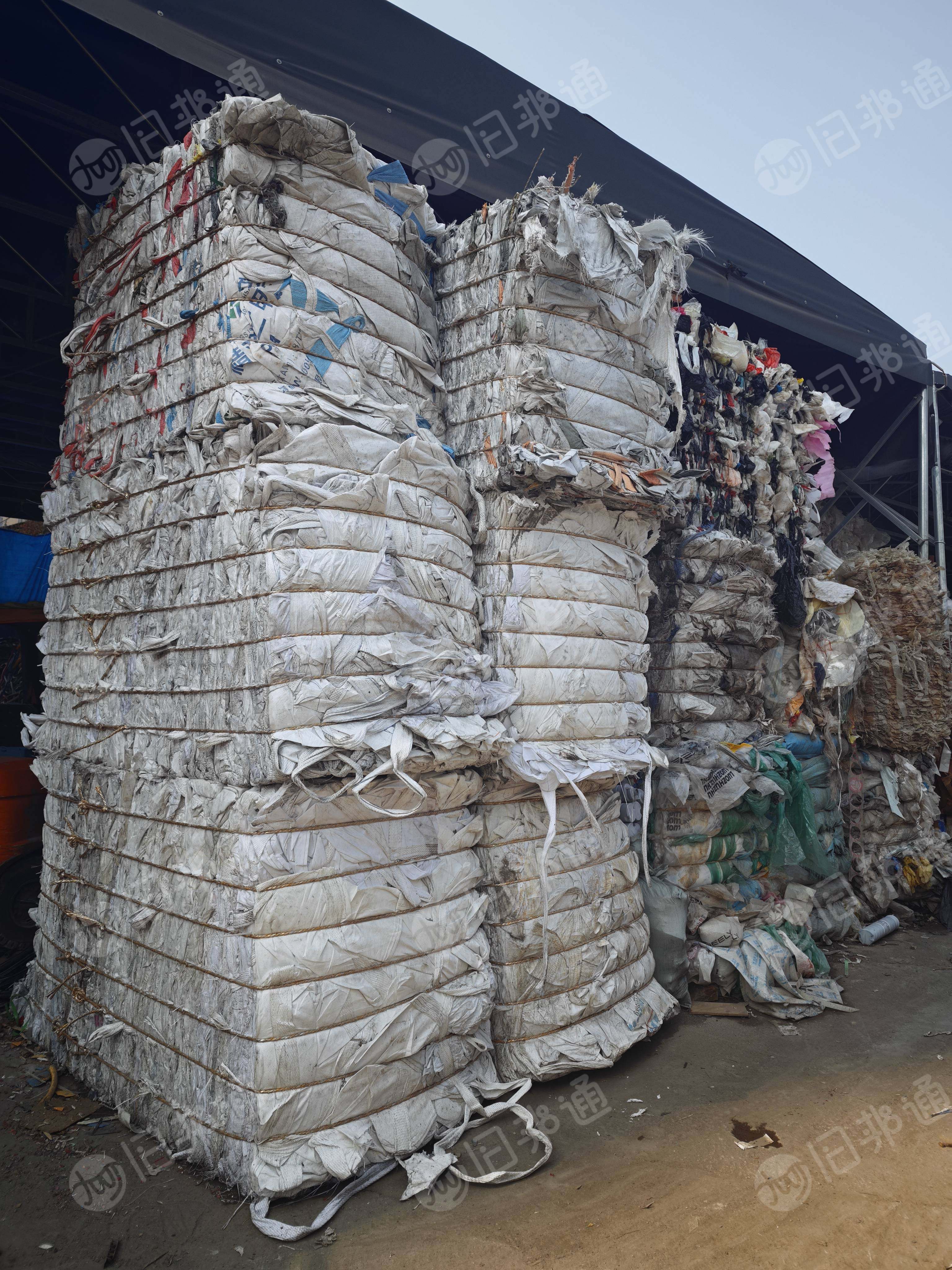 出售水洗料杂色吨袋，白色吨袋