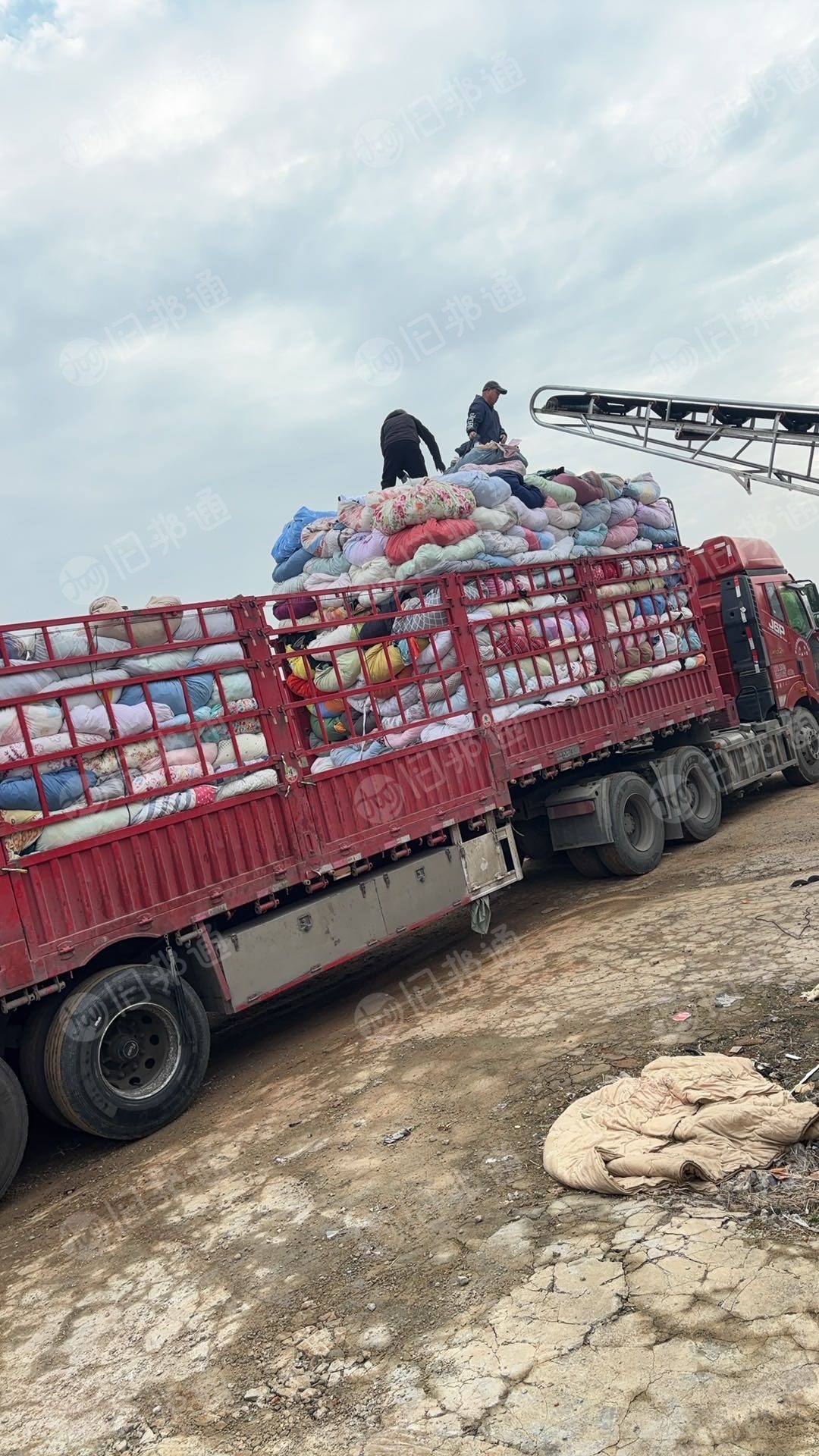 长期出售冬装，夏装，鞋子，包包，单品月供60吨以上