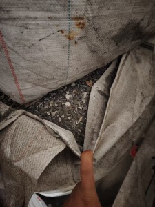 出售硬质PVC破碎料，纯碳晶板破碎料，现货20多吨