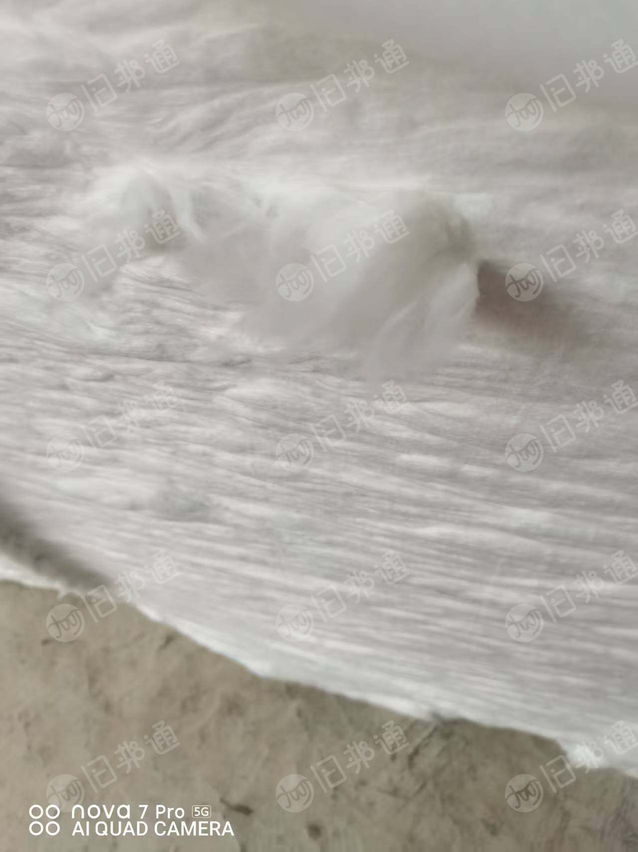 长期出售无纺布开花棉，开松棉，有纯涤纶和涤纶和粘胶配比的，可以纺纱，也可做填充棉