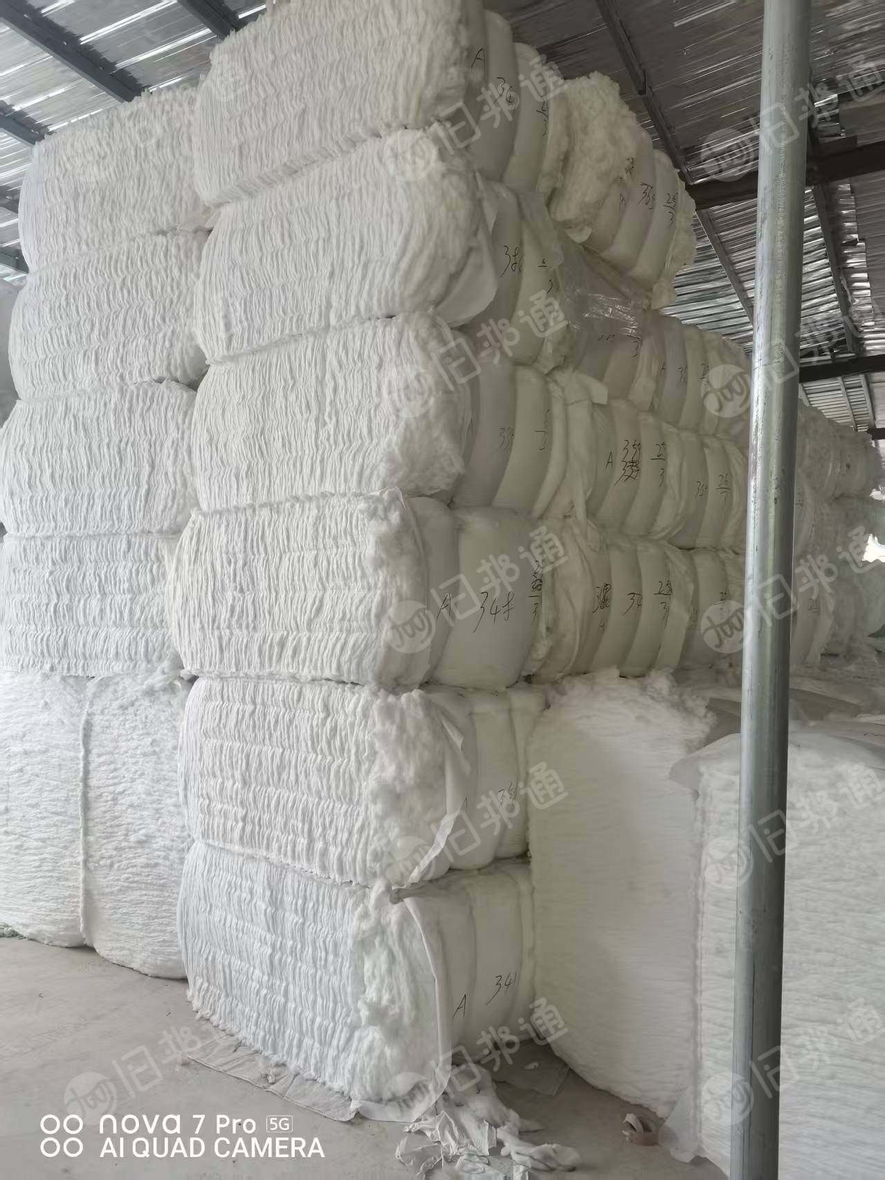 长期出售无纺布开花棉，开松棉，有纯涤纶和涤纶和粘胶配比的，可以纺纱，也可做填充棉