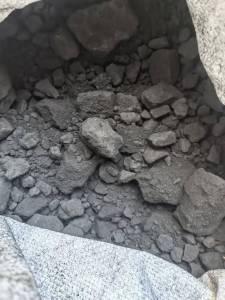 长期出售化工炼油厂的油渣，炭黑，日供100多吨