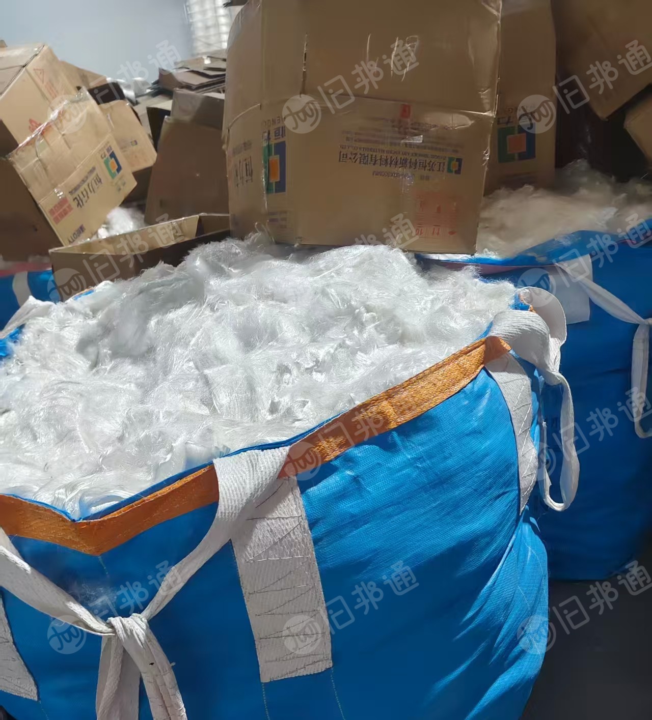 长期出售白色PBT废丝,现货有五六吨,货在广西玉林