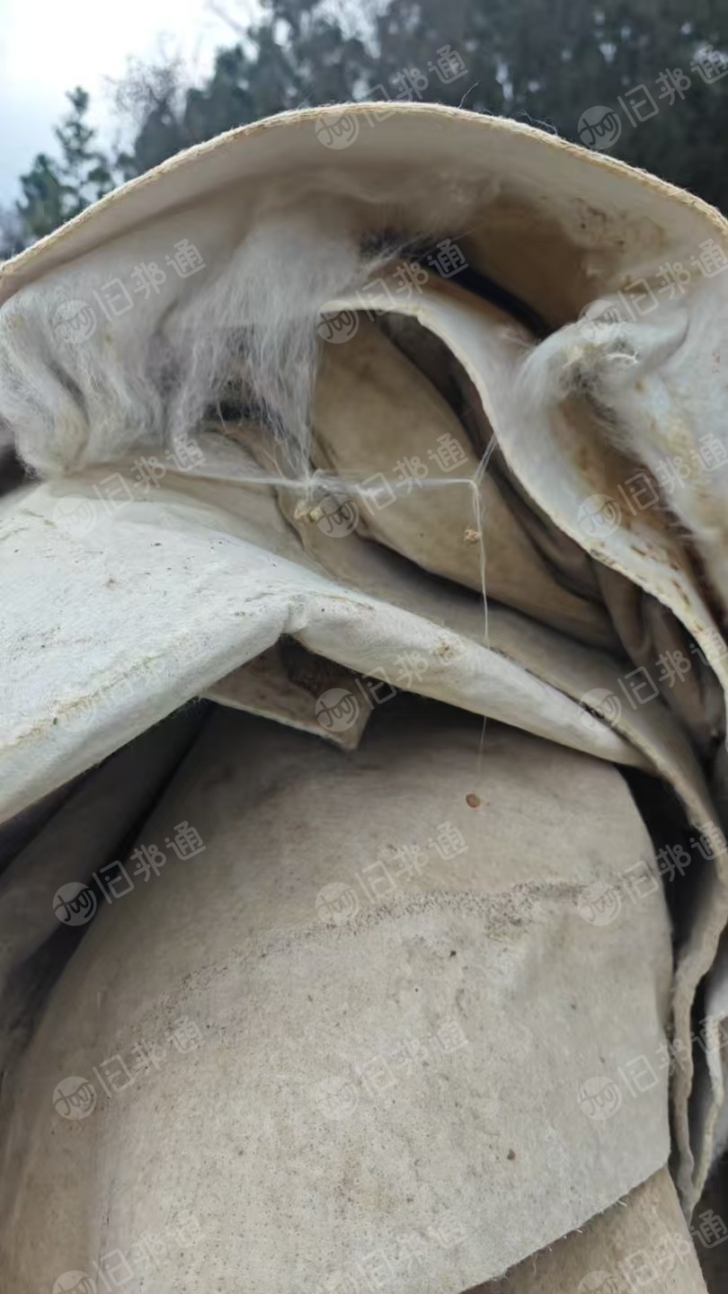长期出售污水厂下来未清洗的涤纶过滤布，涤纶滤布，现货两百吨