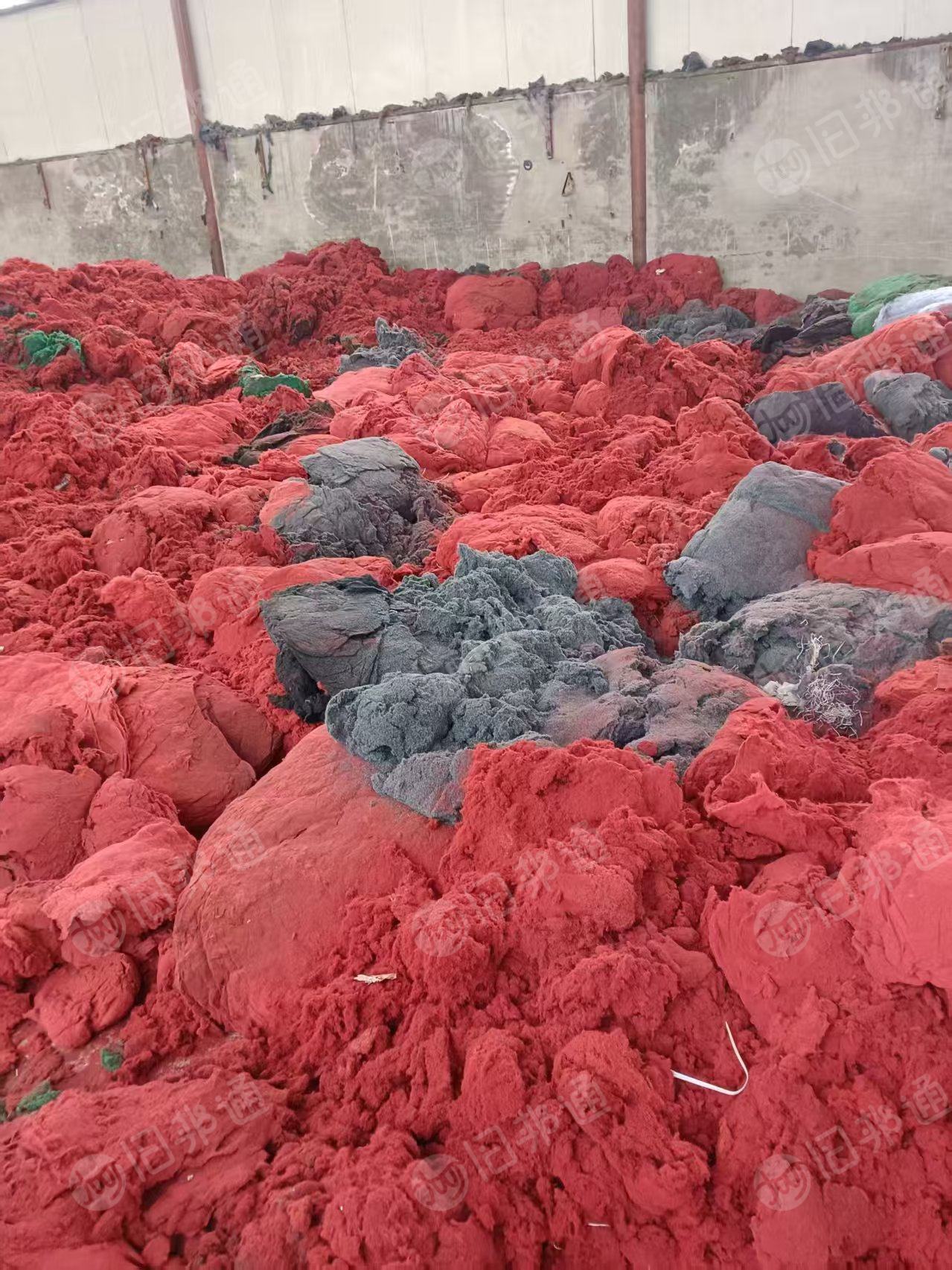 长期回收涤纶毛毛料磨毛料地毯厂边角料，做化工原料用，每个月需要200吨左右，厂在山东烟台
