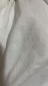 出售白色针织纯棉布头，都是10米，20米这样的，现货只有一吨多左右，货在浙江绍兴