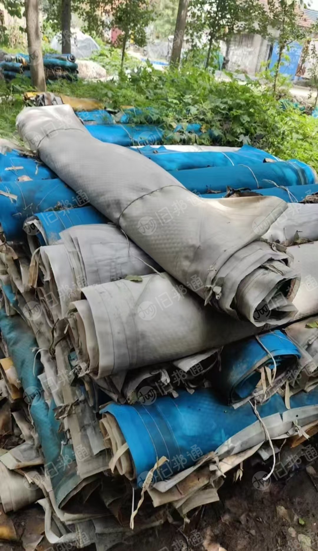 出售污水厂下来的纯锦纶滤布,全部撕完布边,要清洗才可造粒,现货10多吨