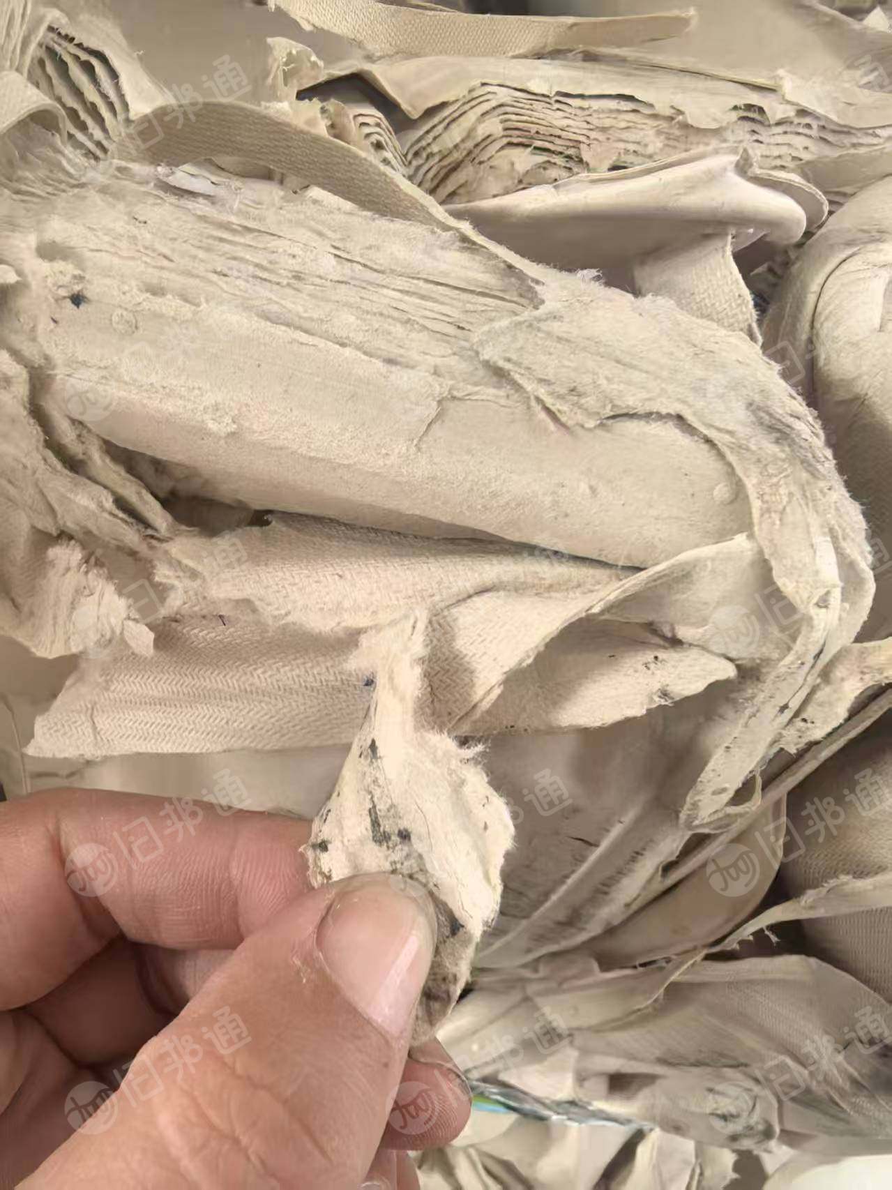 出售甘蔗浆本色餐盒，无膜，清爽干净，好打浆