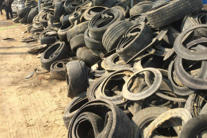 长期出售大小钢丝胎，有割口圈