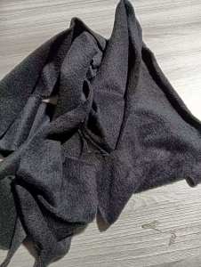 长期出售做消防衣服下来边角料，防火保暖材质，阻燃废布料，黑色，货在江苏盐城