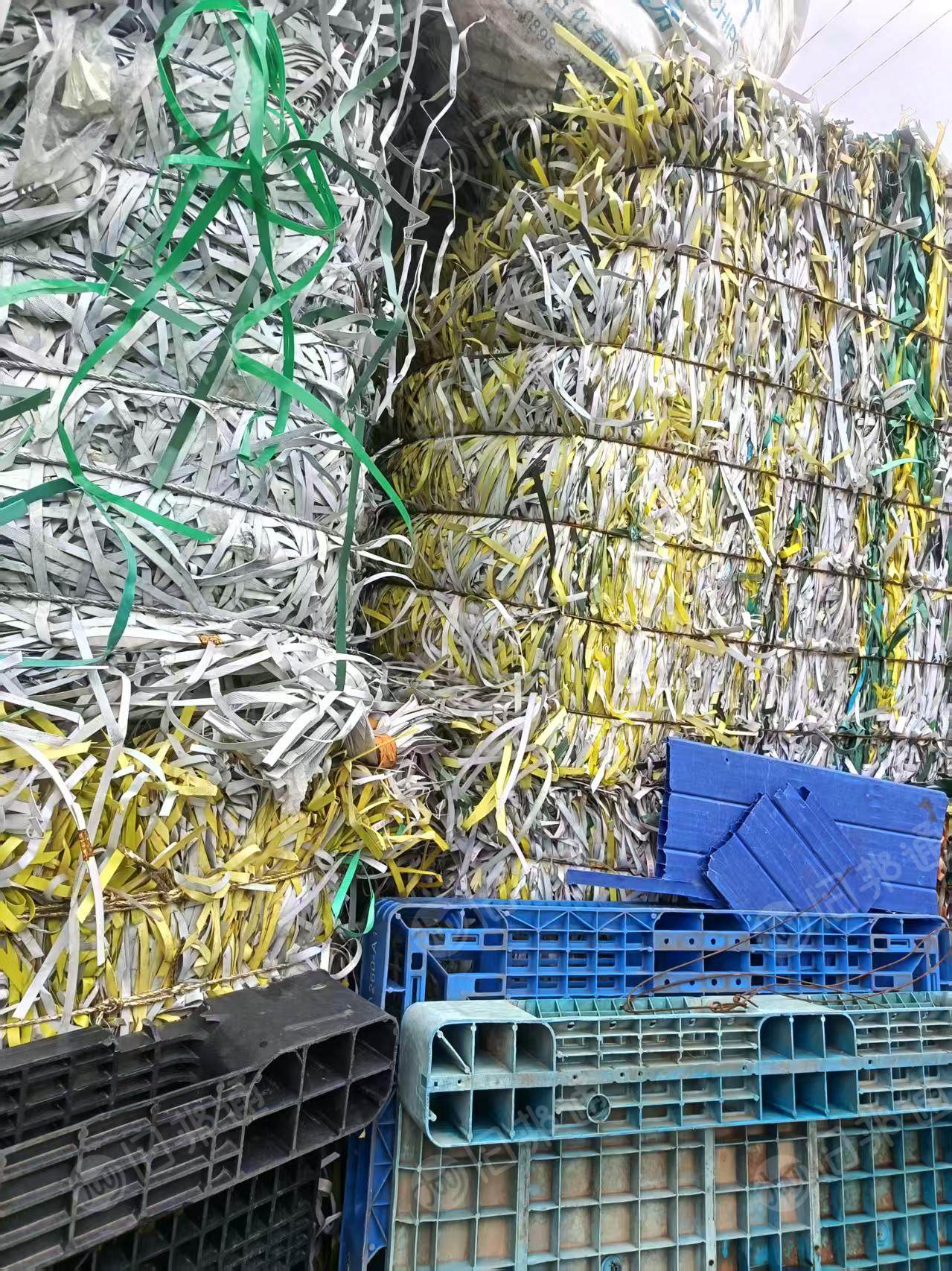 出售pp打包带毛料，月供60吨