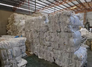 长期出售3p乳白袋废料，可直接下机，现货30多吨，月供60吨
