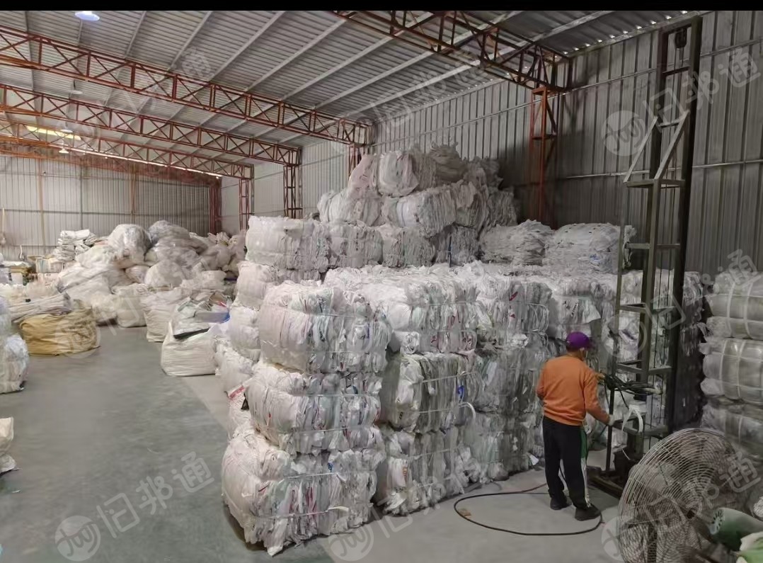 长期出售3p乳白袋废料，可直接下机，现货30多吨，月供60吨