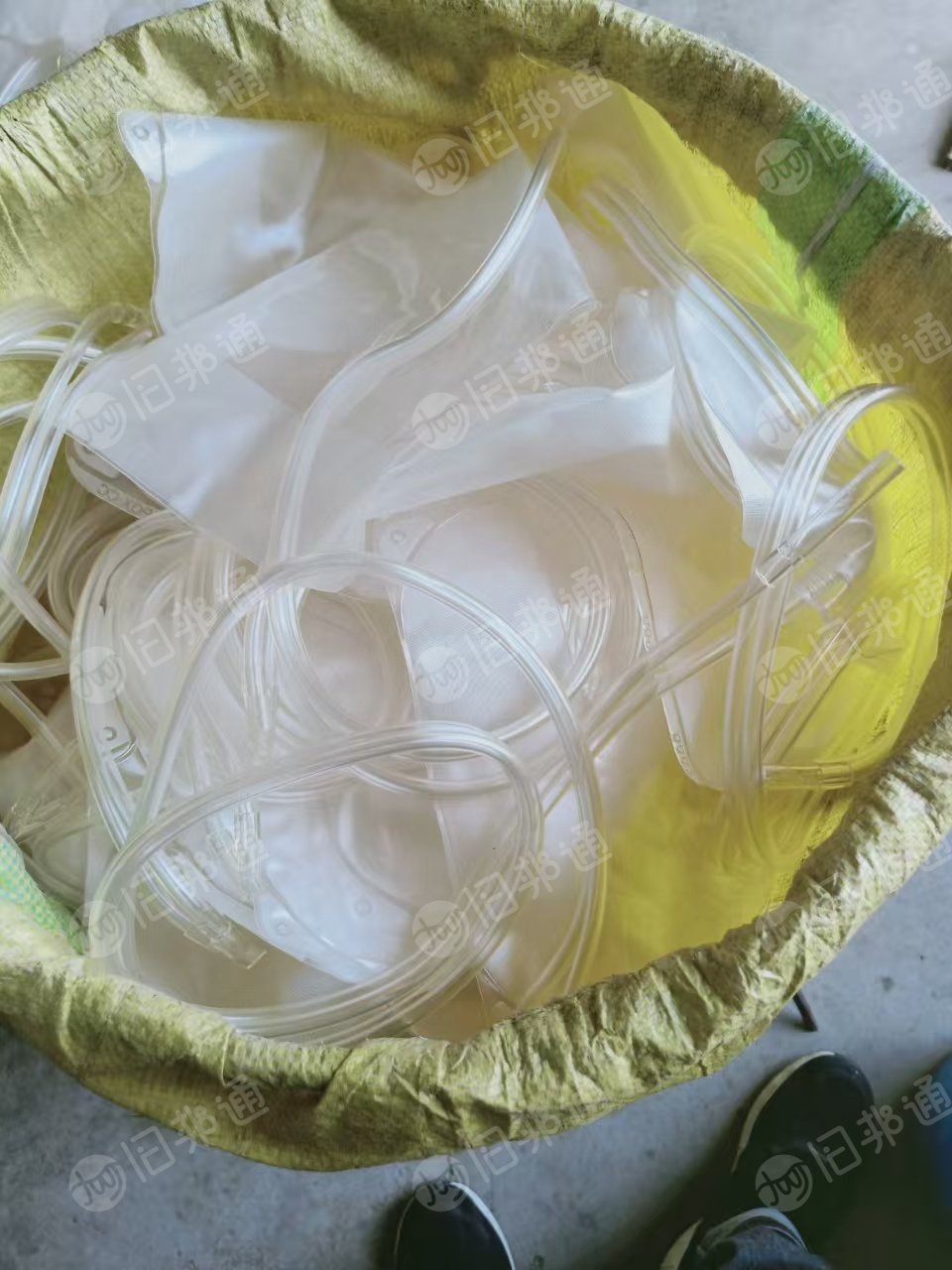 长期出售医疗级透明软质pvc毛料,pvc输液管,pvc输液袋